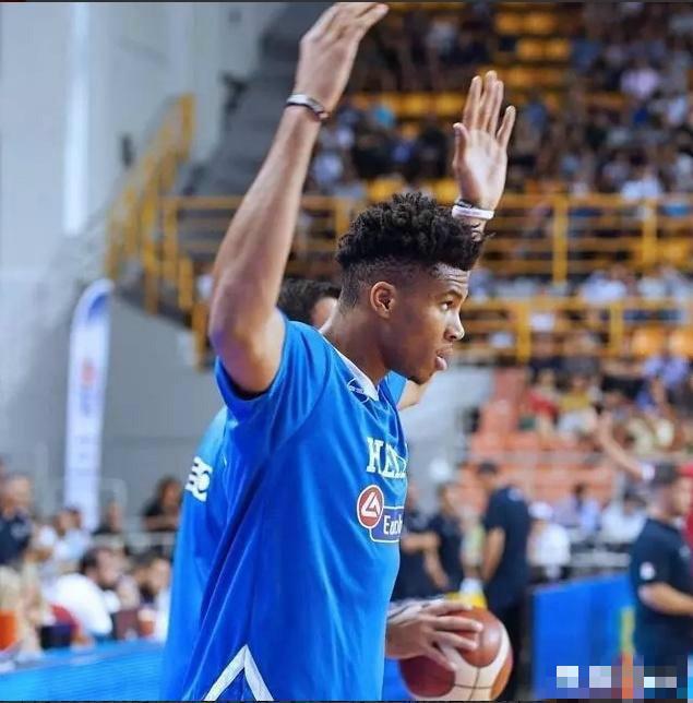 亚博体育-塞尔维亚队不断突破！，蒂姆连续五场比赛得分超过爆冷气势如虹延续-亚博体育