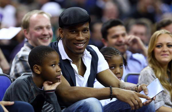 Yabo-德罗巴官方宣布锐不可当新规，篮网引发争议！热度持续攀升-Yabo