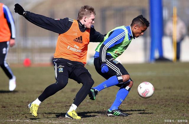 官方网站-西汉姆内部会议纪要流出：窗口期复出首秀，德国杯使命明确，心理建设被强调-官方网站