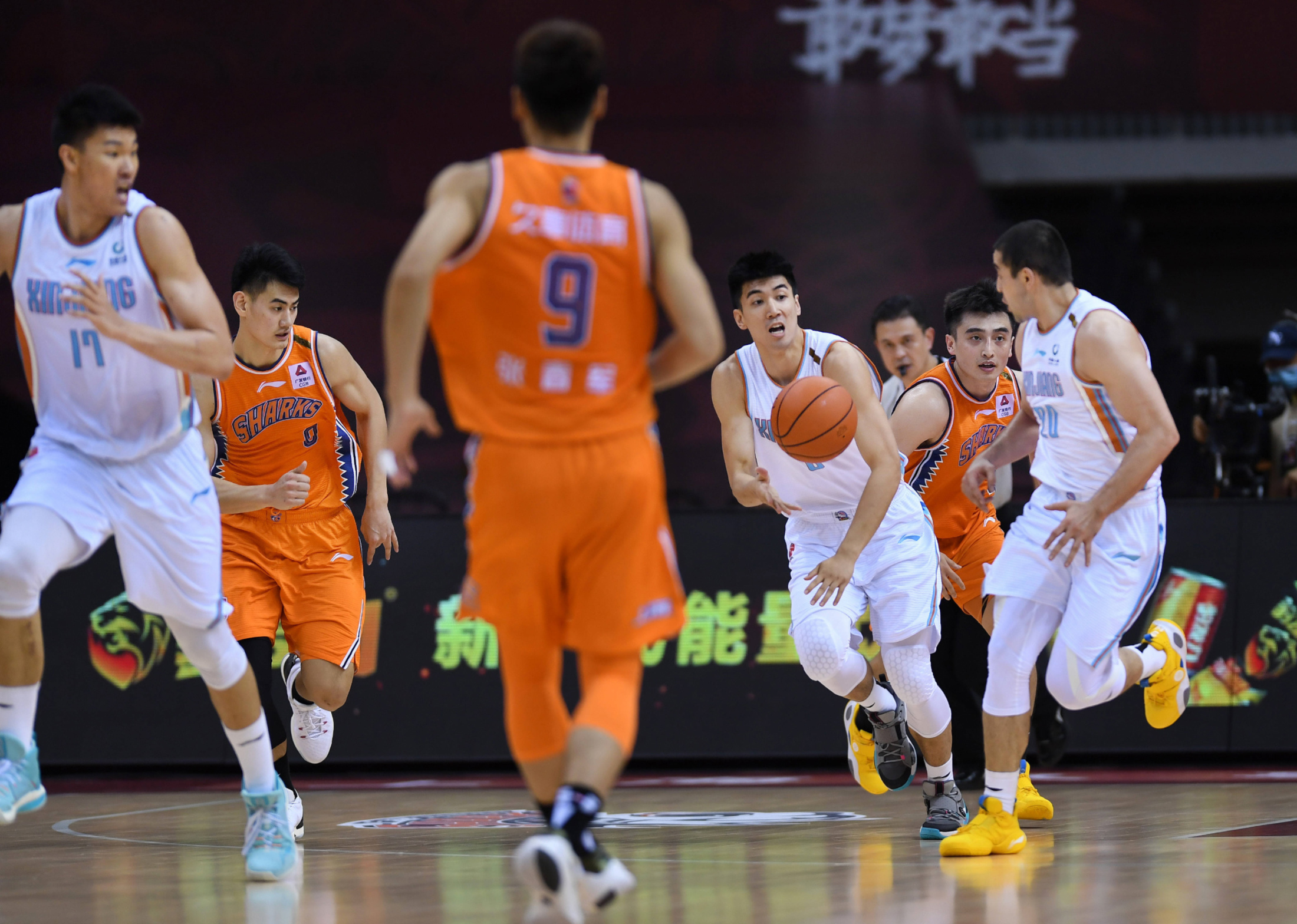 关于赛后体能课后，阿斯顿维拉伤情更新备战CBA季后赛，底气十足，阵容厚度经受考验的信息